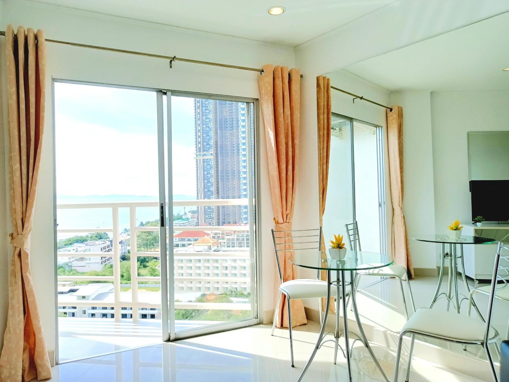 Sea View Beachfront Condos Pattaya Jomtien Exterior foto