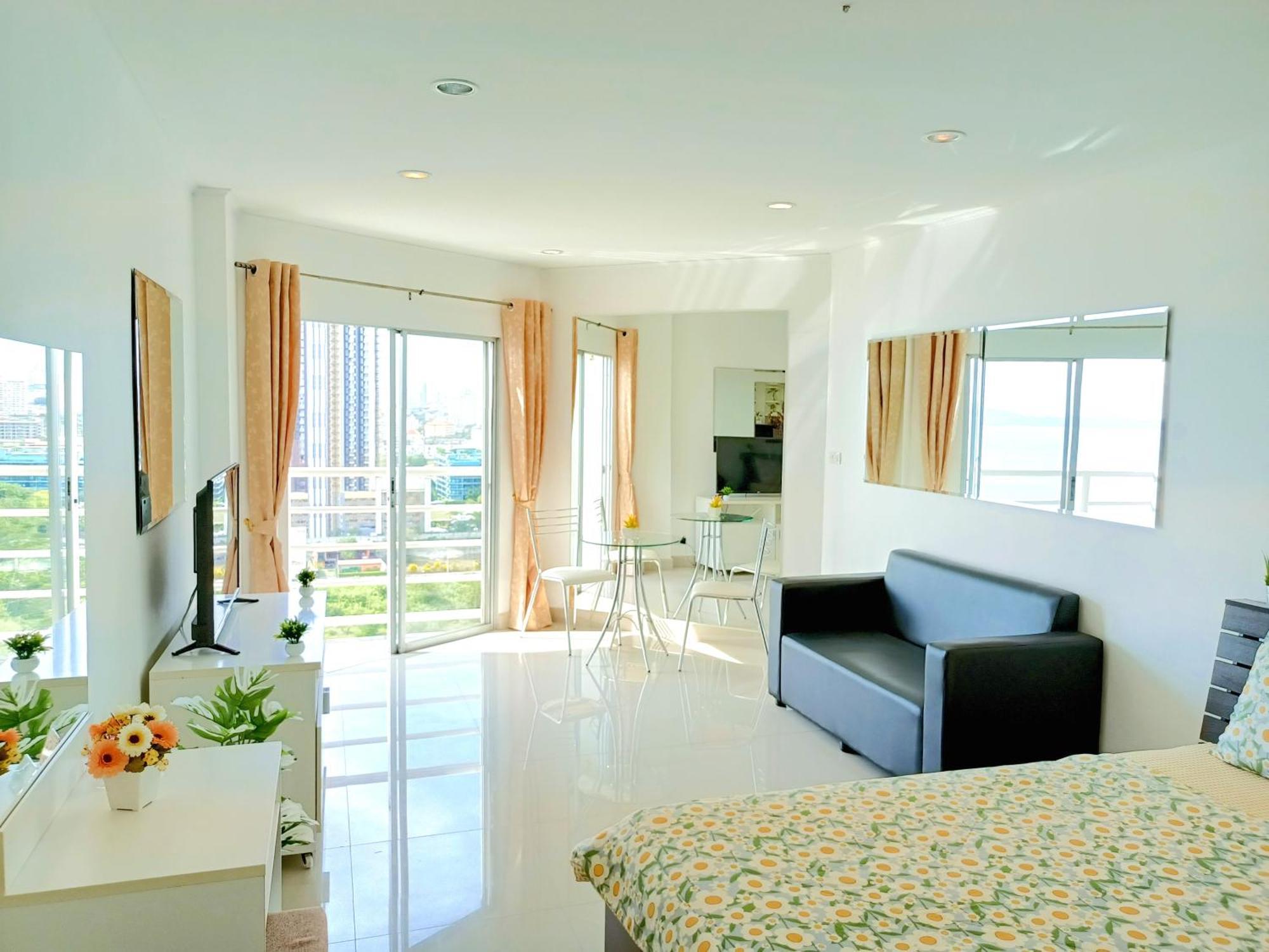 Sea View Beachfront Condos Pattaya Jomtien Exterior foto
