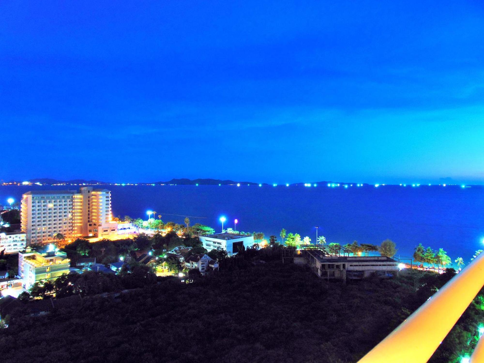 Sea View Beachfront Condos Pattaya Jomtien Exterior foto