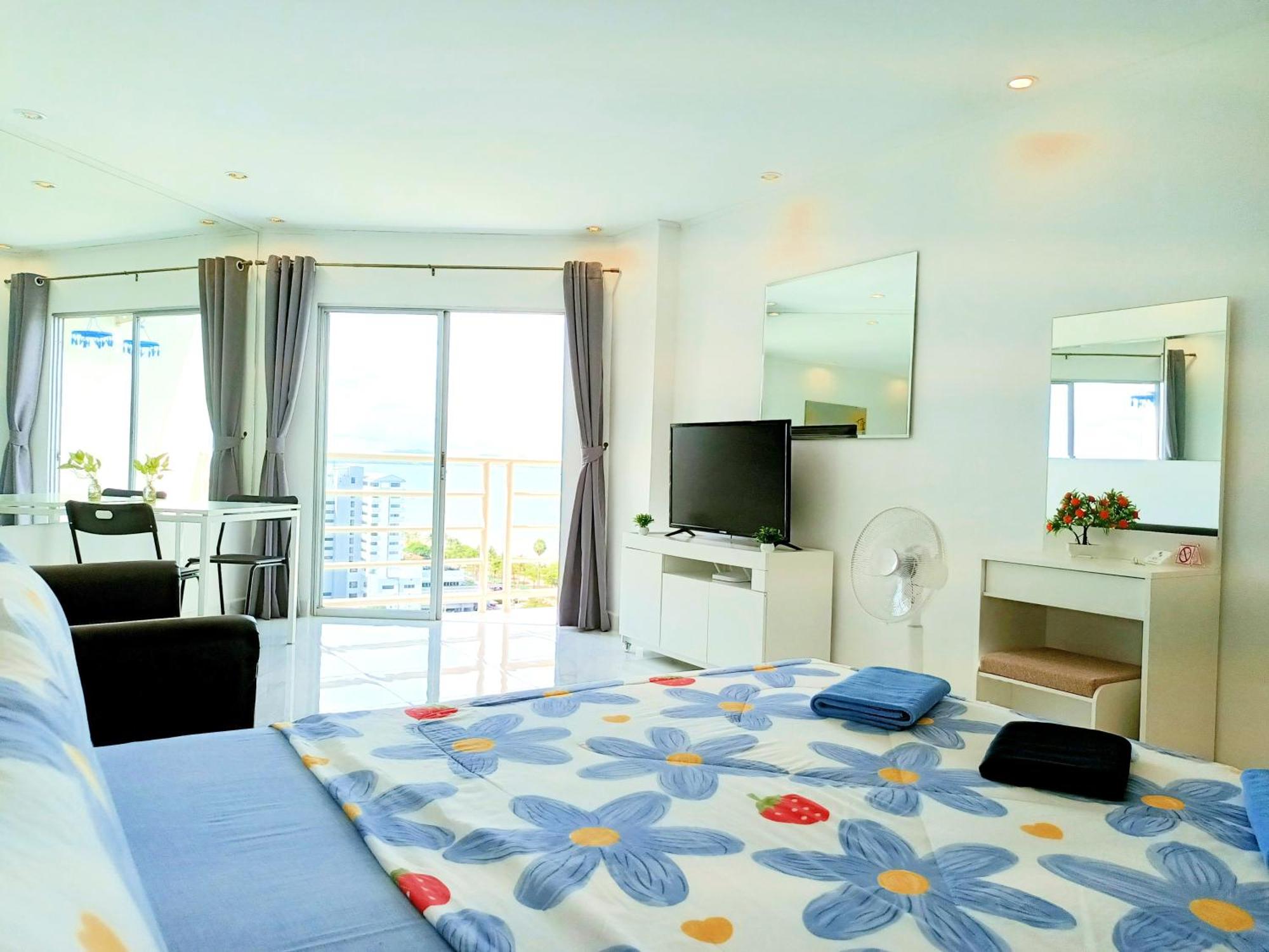 Sea View Beachfront Condos Pattaya Jomtien Exterior foto