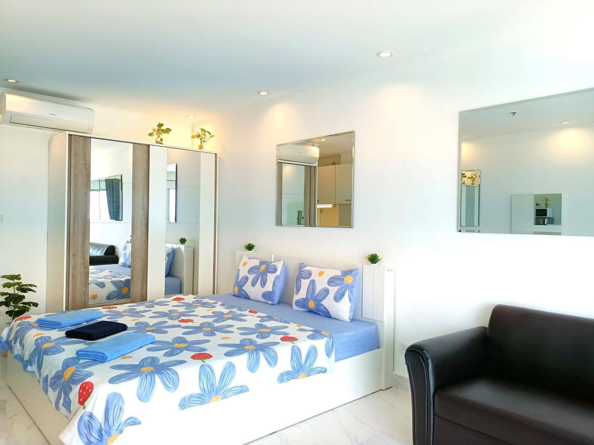 Sea View Beachfront Condos Pattaya Jomtien Exterior foto
